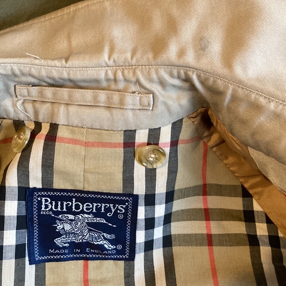 Burberry Tan Trench Coat - Picture 4 of 12